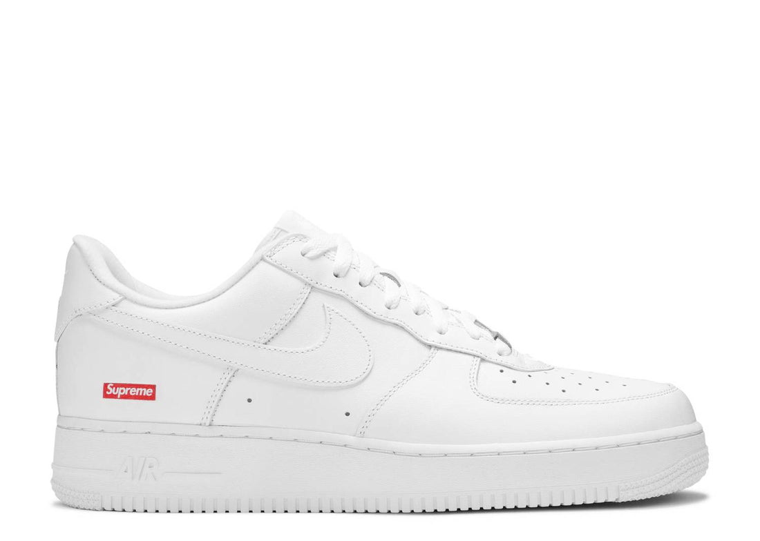 NIKE AIR FORCE 1 X SUPREME