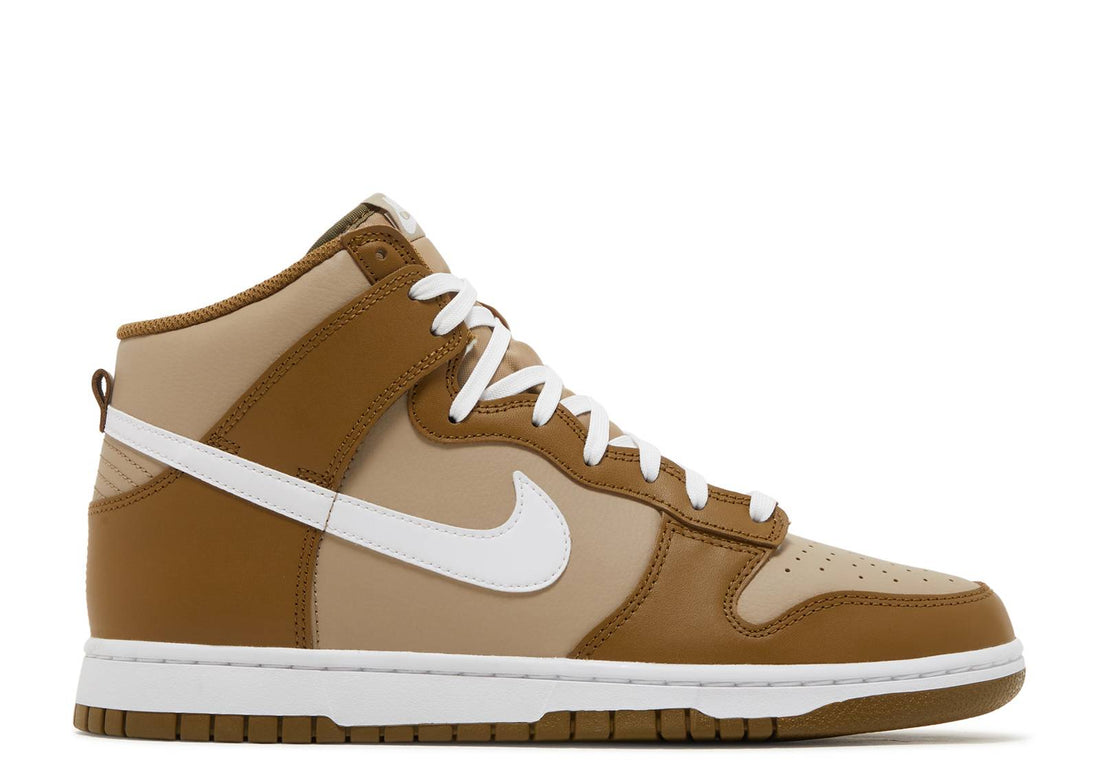 NIKE DUNK HIGH &