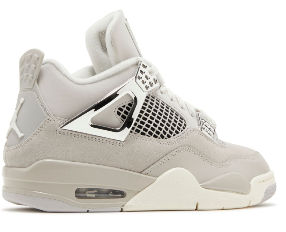 AIR JORDAN 4 RETRO &